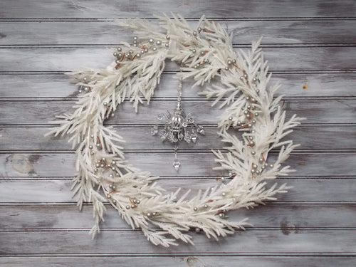 Indoor White Winter Wreath